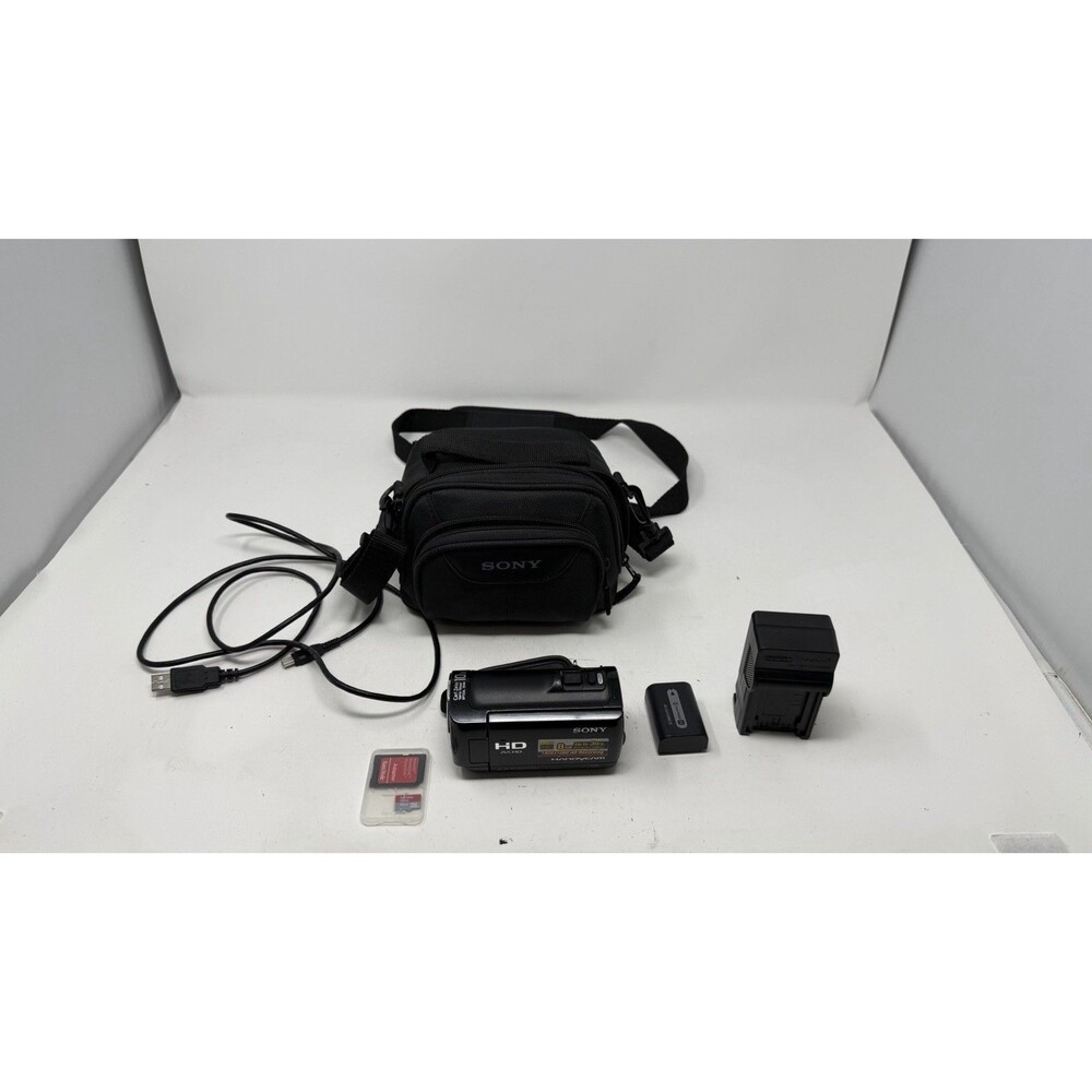 Sony HDR-CX100 Handycam Digital Camcorder Black Battery/Charger CLEAN TESTED